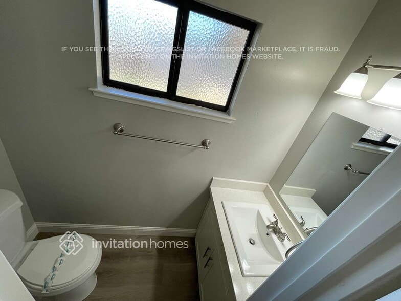 Building Photo - 84 Trent Dr