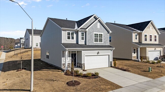 Building Photo - Beautiful 2-Story 4 Bedroom, 3 Bath Home in Angier — Just 30 Minutes from Downtown Raleigh