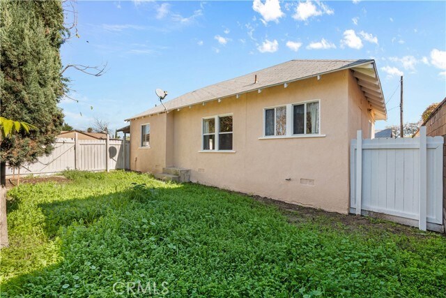 Building Photo - 1445 S Rebecca St