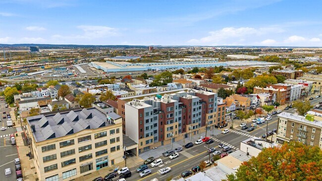 Building Photo - 3443 John F. Kennedy Blvd