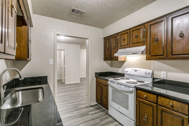 Building Photo - SPRING MOVE IN SPECIAL - HALF OFF FIRST MONTH