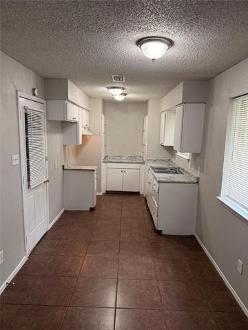 Building Photo - 1005 Fairfax Ct