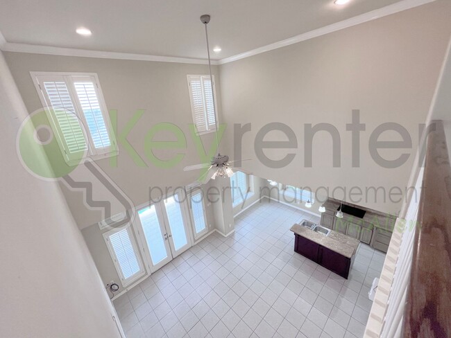 Building Photo - Gorgeous 4b/4.5bath house in McAllen