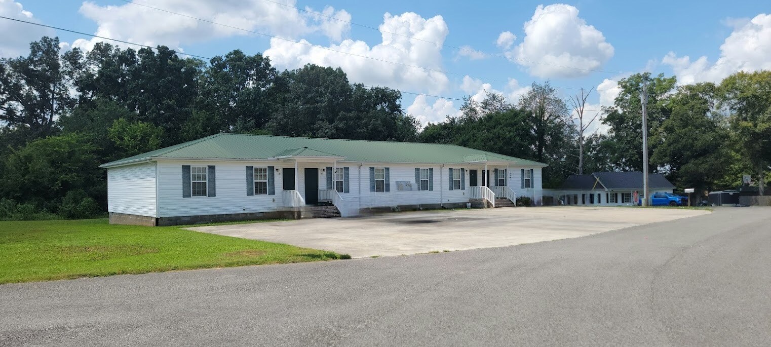 Building Photo - 61 Wedgewood Ct
