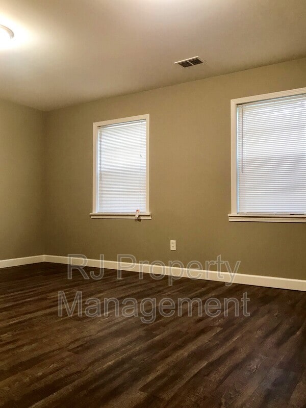 Building Photo - 3522 Madewell St