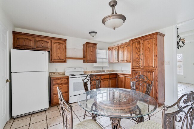 Building Photo - 104 Richard's Court