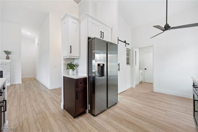 Building Photo - 12881 Kelly Bay Ct