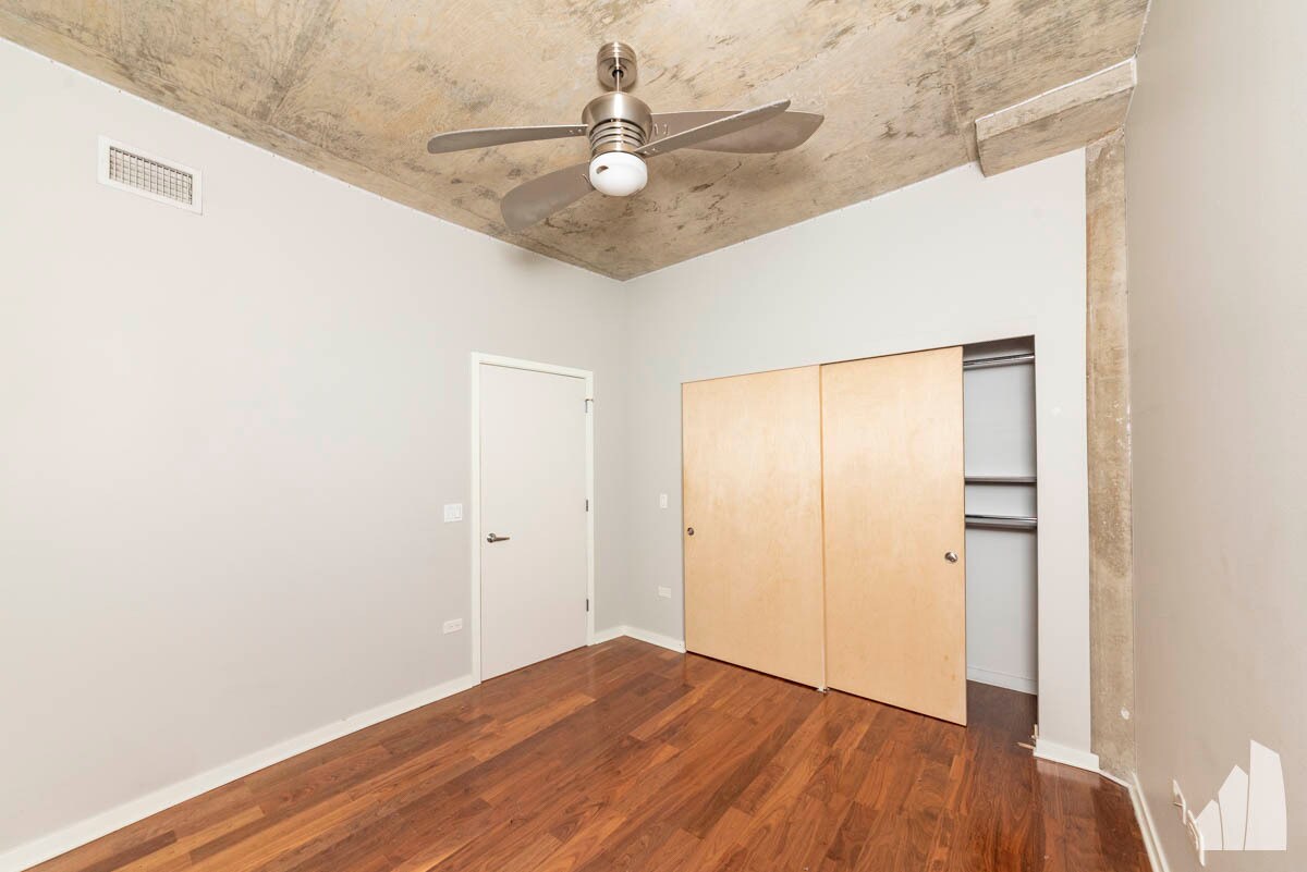 Building Photo - 700 N Larrabee St