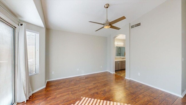 Building Photo - 12831 S 45th St