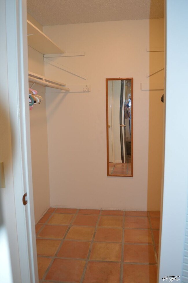 Building Photo - Casa Sonora, Furnished, Seasonal terms