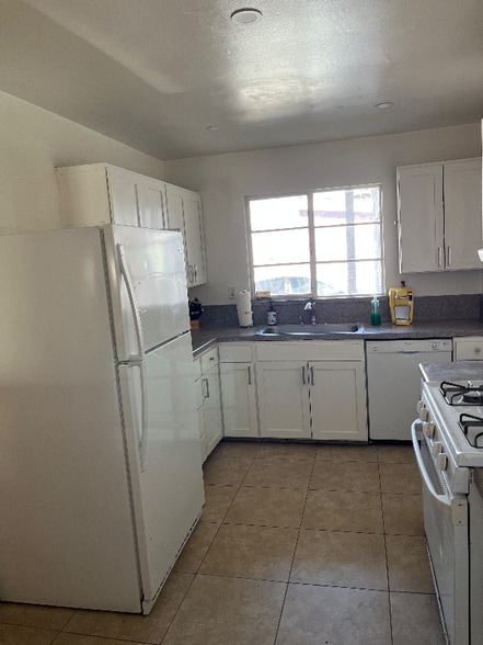 Building Photo - 6891 Pasado Rd