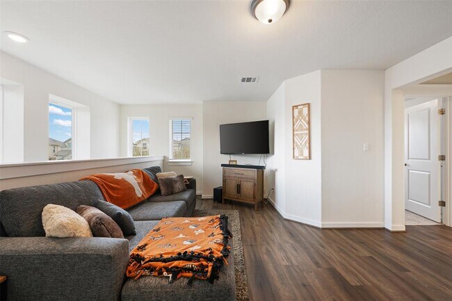 Building Photo - 8204 Prairie Rye Dr