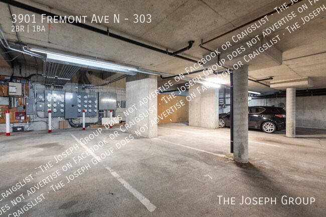 Building Photo - 3901 Fremont Ave N