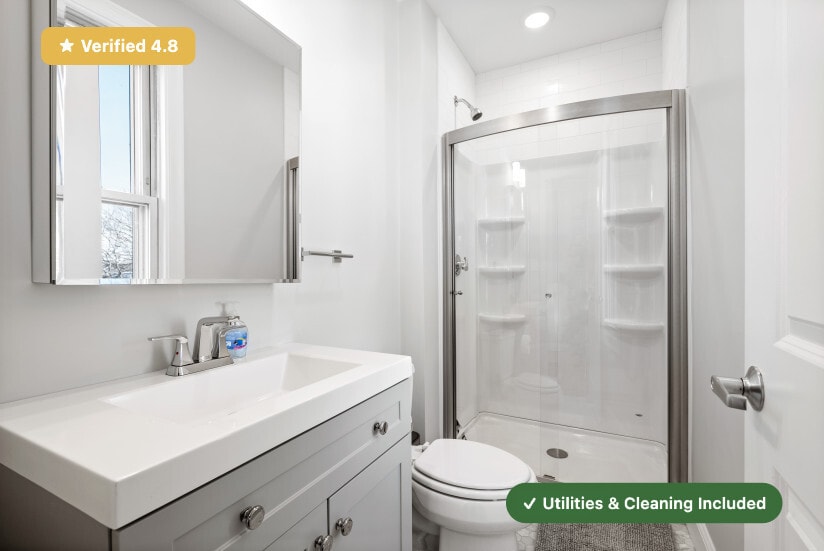 Building Photo - Furnished Bedroom with Private Bath in East Boston