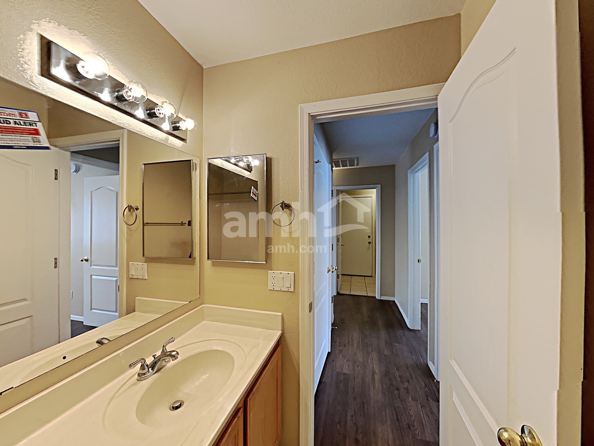 Building Photo - 6426 E Mary Dr