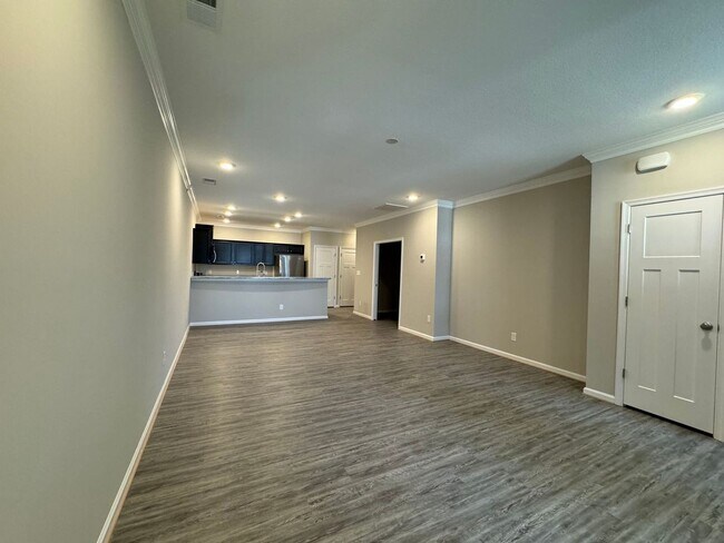 Building Photo - 1310 Kathy Ann Wy E