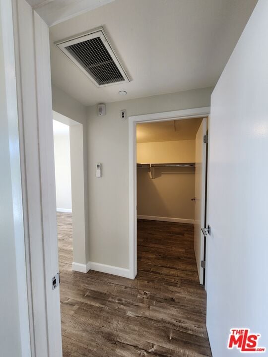 Building Photo - 4504 Colbath Ave