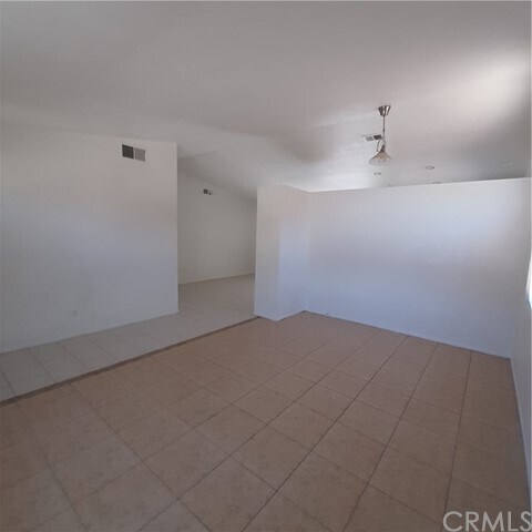 Building Photo - 11417 Star St