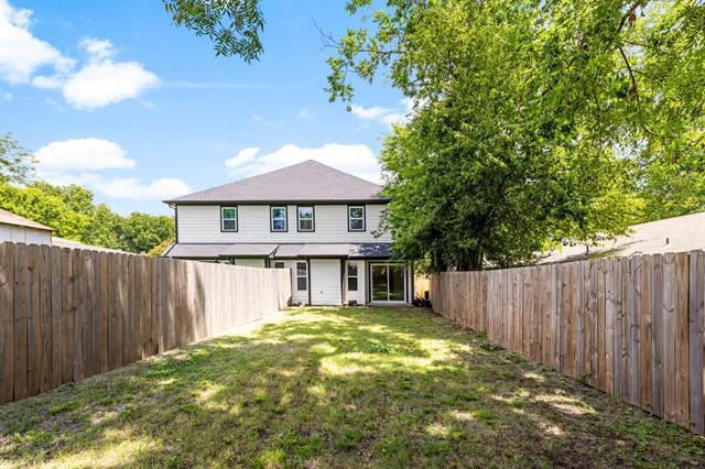 Building Photo - 1606 W Johnson St