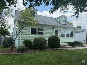 Building Photo - 4212 Beechgrove Dr