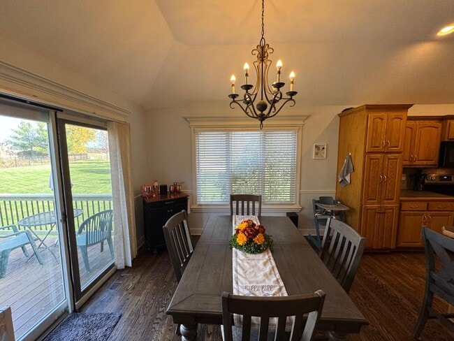 Building Photo - 1380 Stonecreek Dr