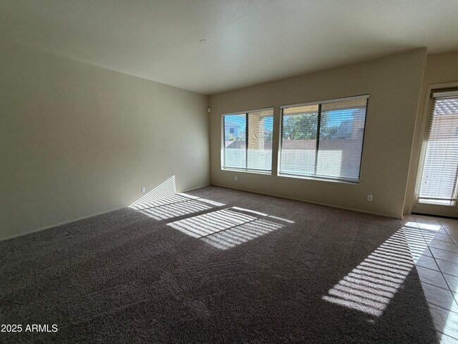 Building Photo - 6285 S Fawn Ct