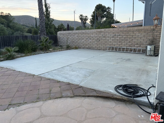 Building Photo - 5867 Cape Horn Dr