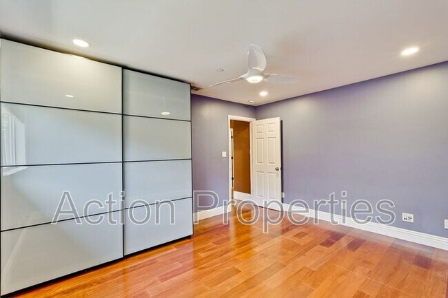 Building Photo - 1754 Granger Ave
