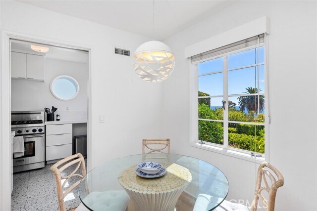 Building Photo - 2142 Ruby Pl