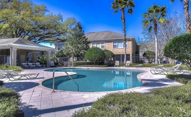 Building Photo - 9818 Fan Palm Way