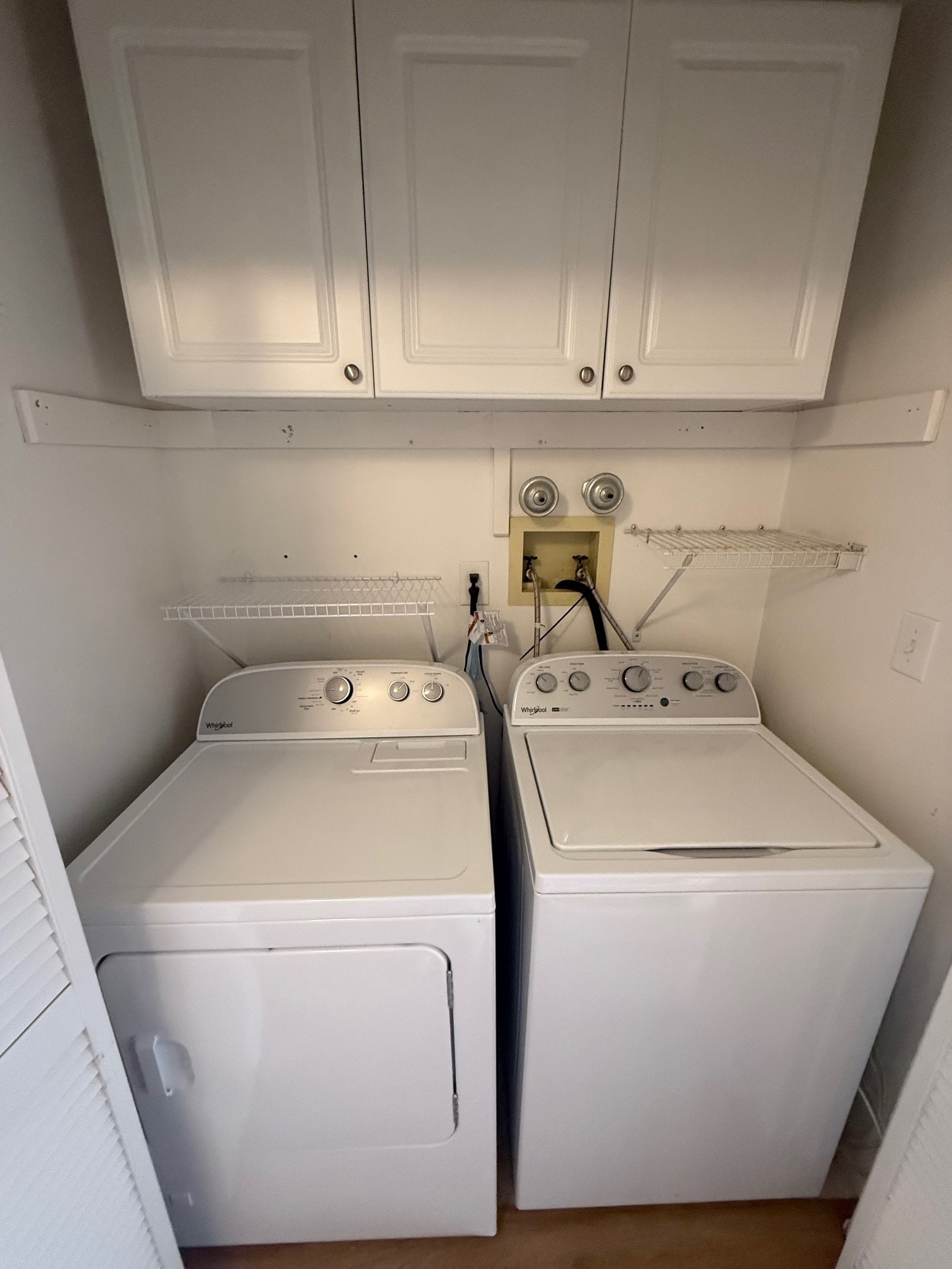 Building Photo - 32 Cherokee Dr