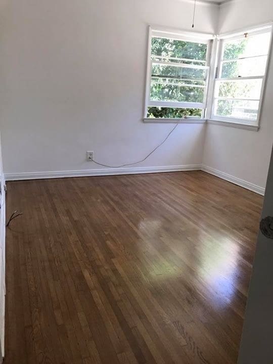 Bedroom - 2818 S Barrington Ave