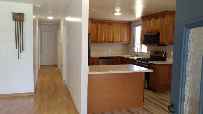 Building Photo - AMAZING Updated 3 Bedroom/2 Bath Home in Good School Area! - BERRYESSA
