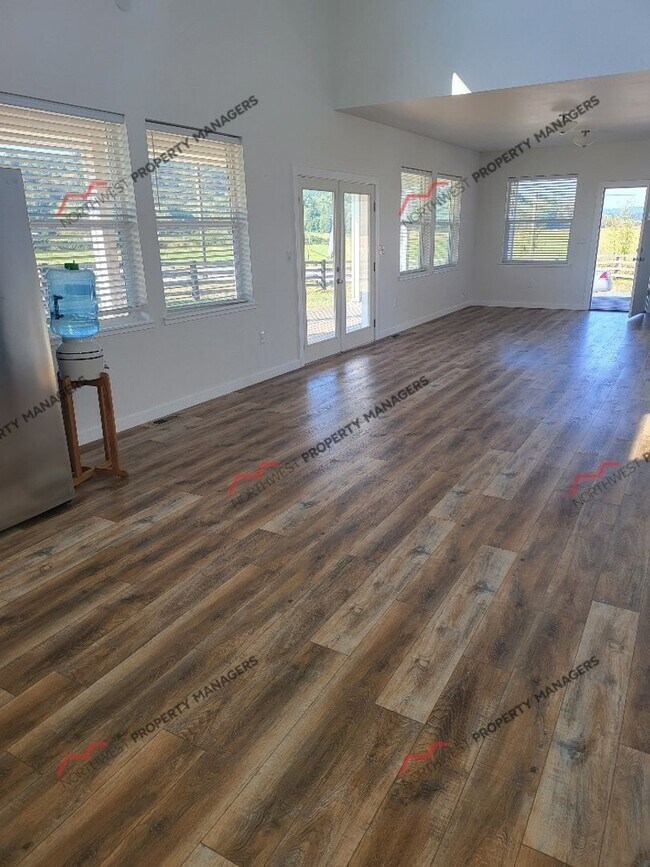 Building Photo - STATUS: ** AVAILABLE **  | R210C | $2295