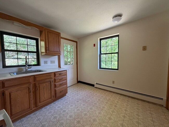 Building Photo - 56 Westville Rd