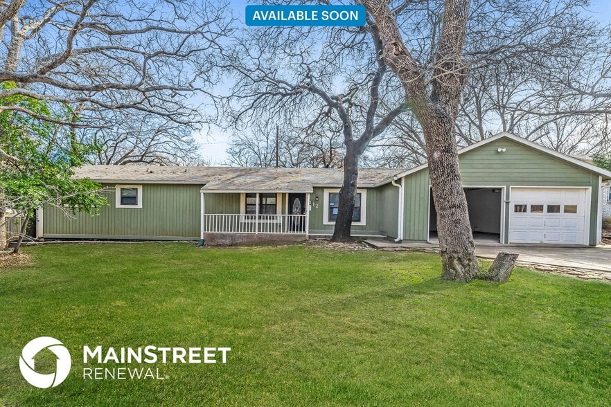 Primary Photo - 112 Bluebonnet Dr