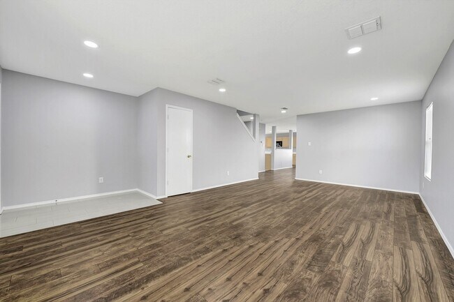 Building Photo - 2512 Brinlee Branch Ln