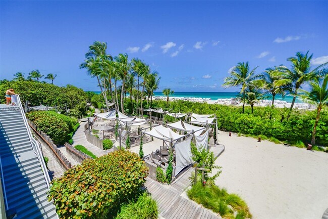 Building Photo - 2301 Collins Ave
