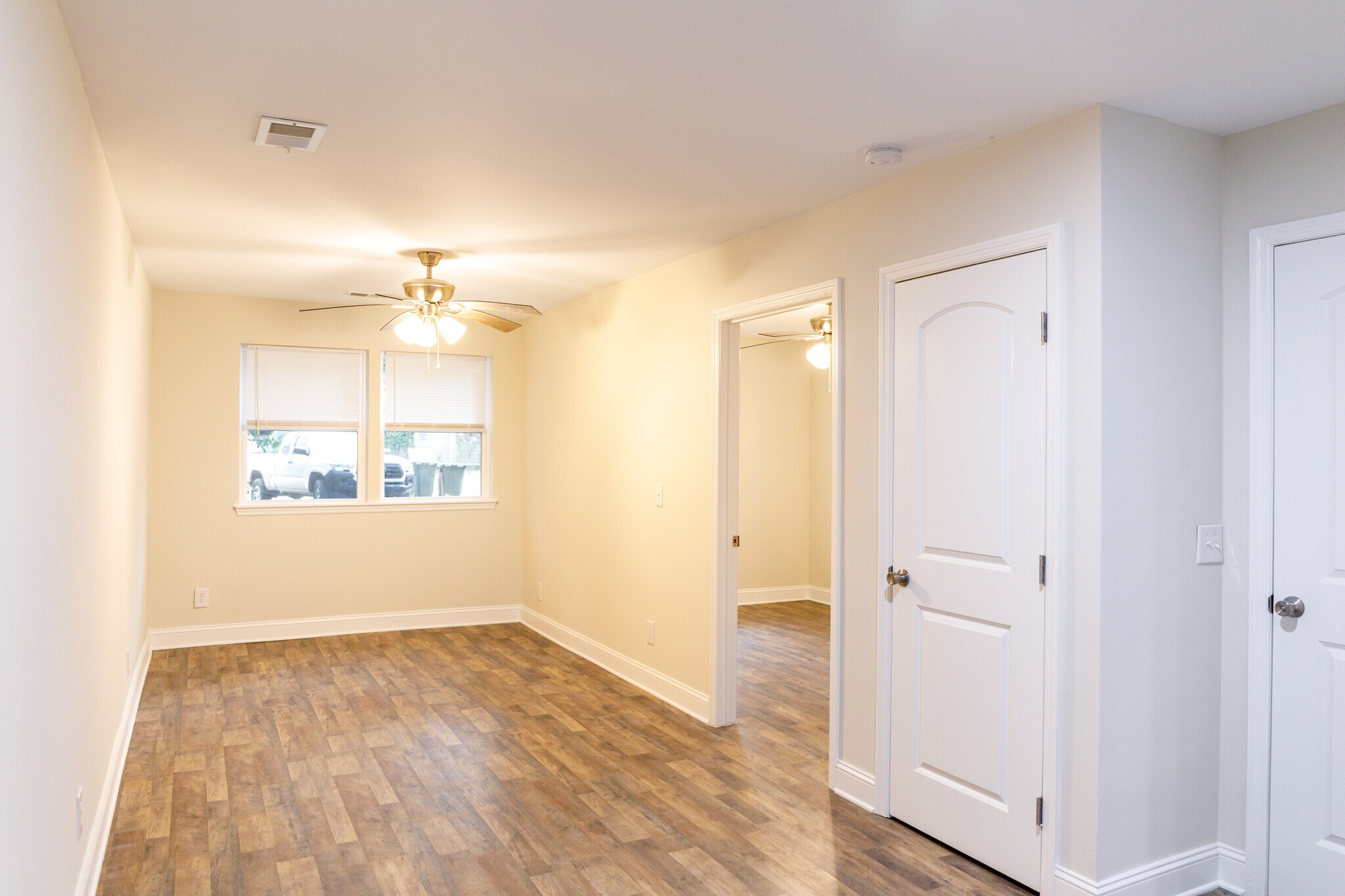 Building Photo - 1916 2nd Dr