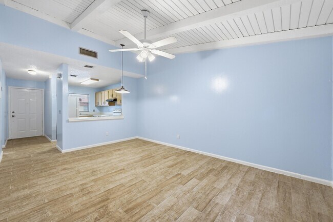 Building Photo - 506 Glenwood Dr