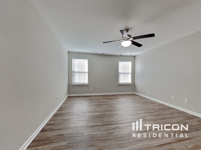 Building Photo - 244 Botanical Ct