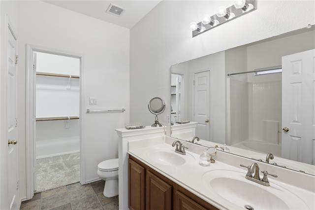 Building Photo - 3913 Hawkins Dr