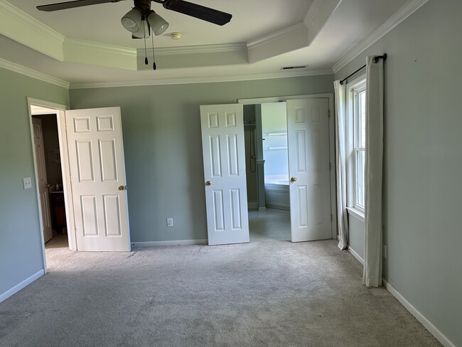 Building Photo - 1329 Branchside Ct