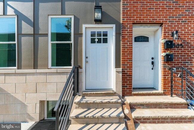 Building Photo - 507 W Dauphin St