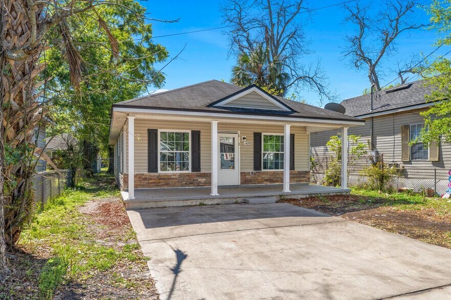Building Photo - 1470 Windle St