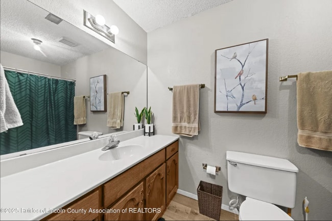 Building Photo - 119 Chaparral Dr