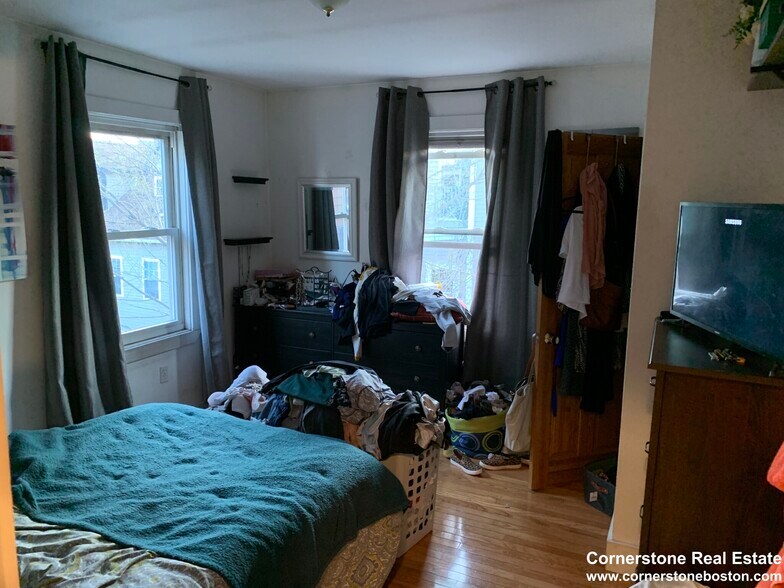 Building Photo - 65 Preble St