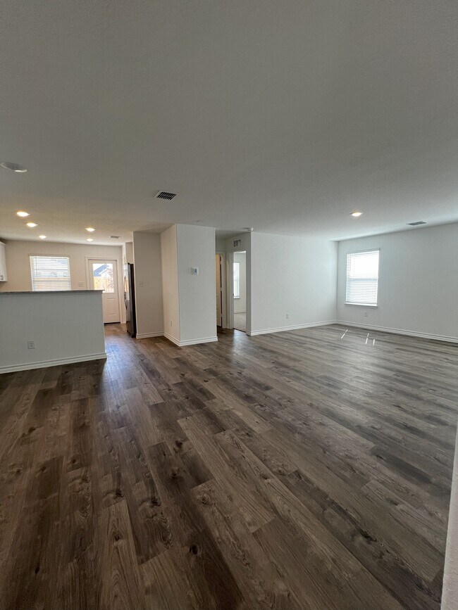 Building Photo - 4037 Lily Glade Ln