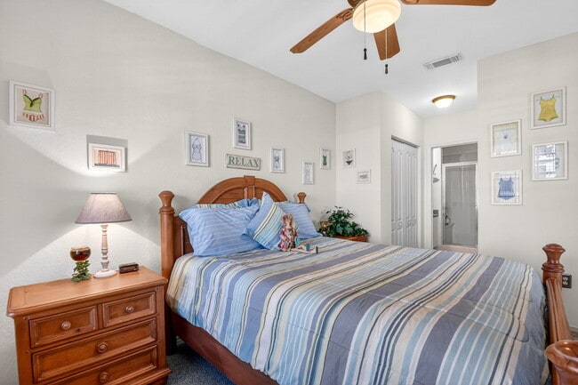 Building Photo - 501 Belmont Pl