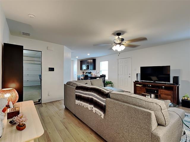 Building Photo - 5603 Elwood Dr